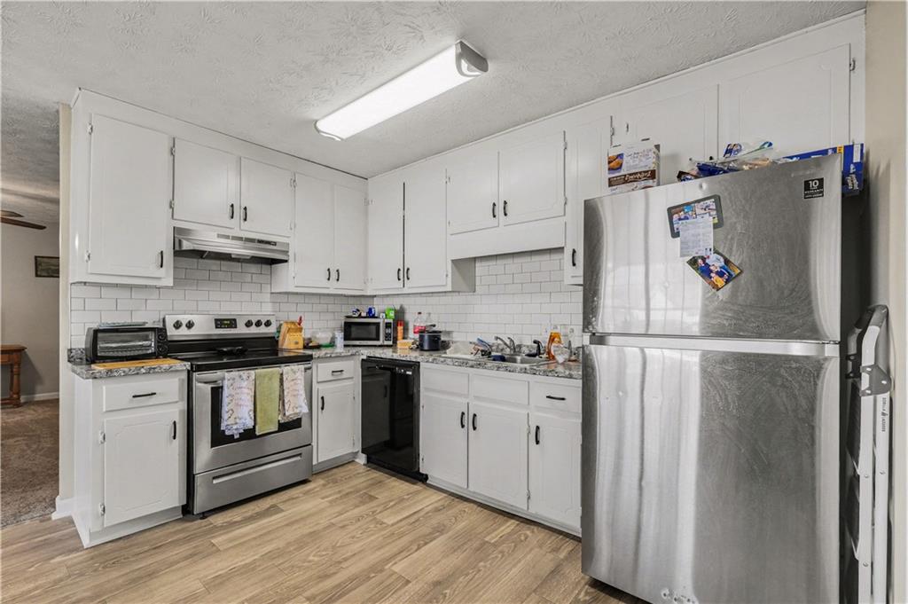 280 Courtyard Circle Winder, GA 30680 - Photo 8 of 24