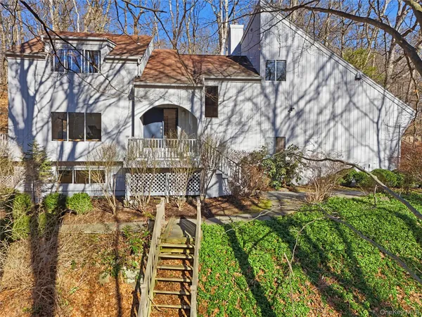 $1,299,000 | 25 Longview Lane, Chappaqua, NY 10514