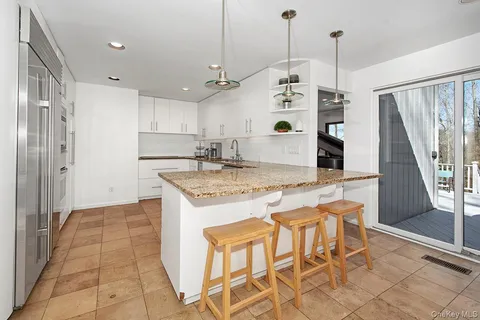 $1,299,000 | 25 Longview Lane, Chappaqua, NY 10514
