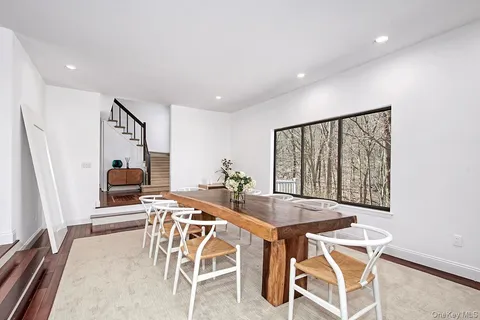 $1,299,000 | 25 Longview Lane, Chappaqua, NY 10514