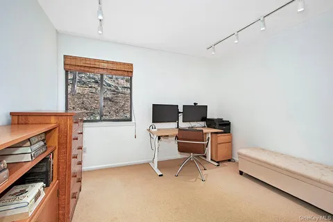 $1,299,000 | 25 Longview Lane, Chappaqua, NY 10514