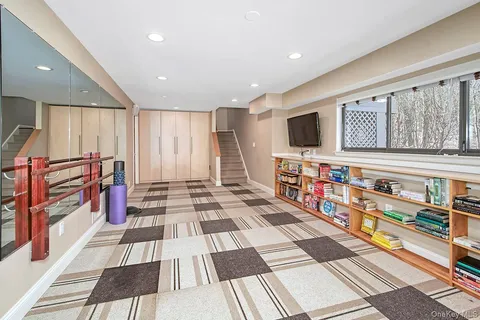$1,299,000 | 25 Longview Lane, Chappaqua, NY 10514