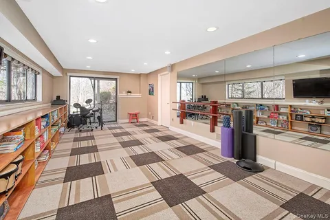 $1,299,000 | 25 Longview Lane, Chappaqua, NY 10514