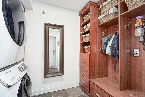 $1,299,000 | 25 Longview Lane, Chappaqua, NY 10514