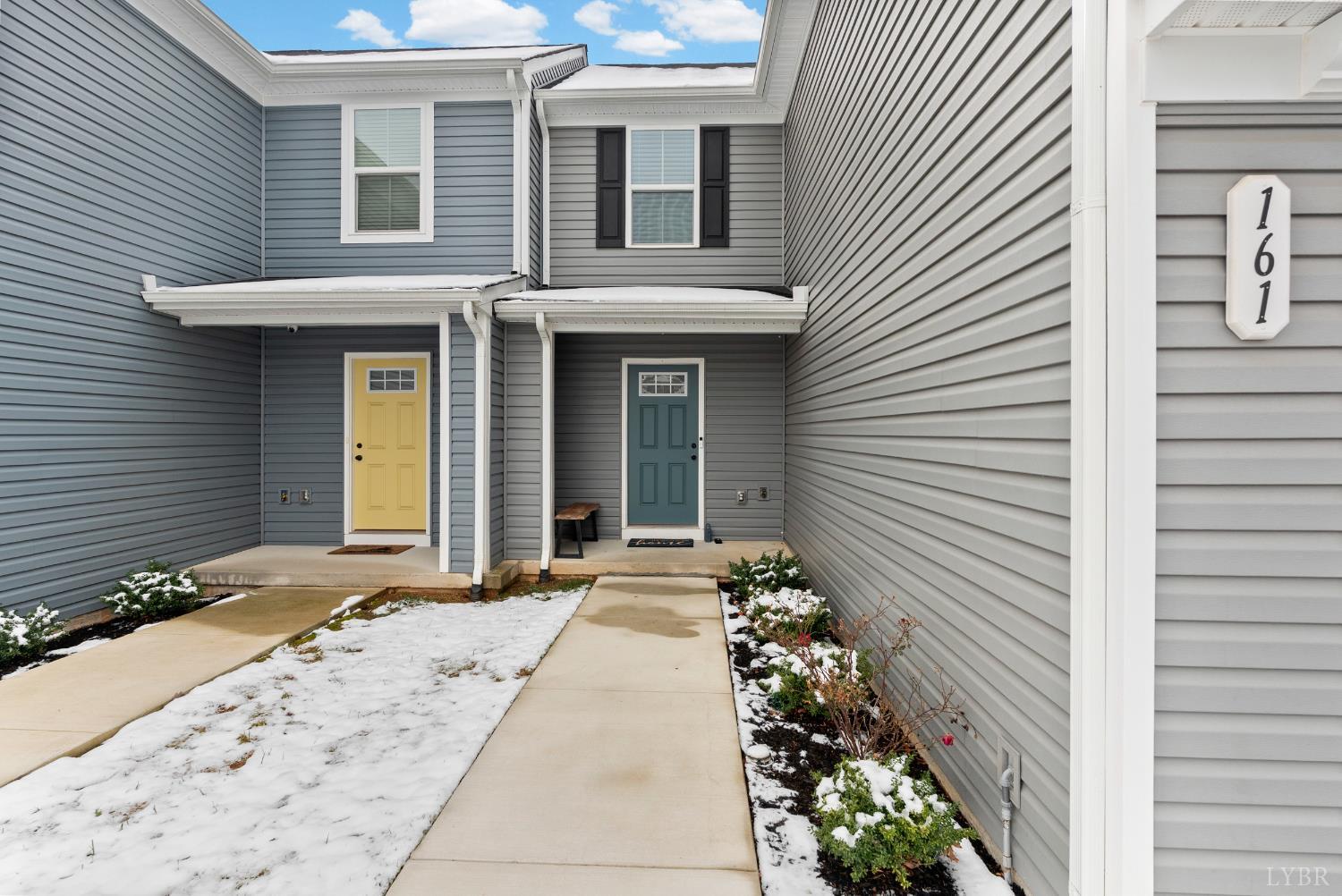 161 Robinia Road Lynchburg, VA 24501 - Photo 2 of 37