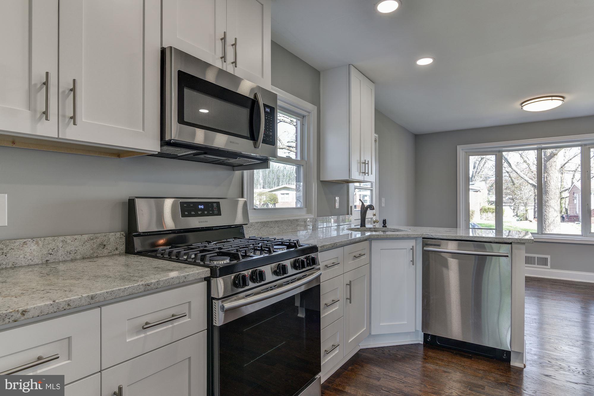 3307 Kenjac Road Baltimore, MD 21244 - Photo 2 of 55