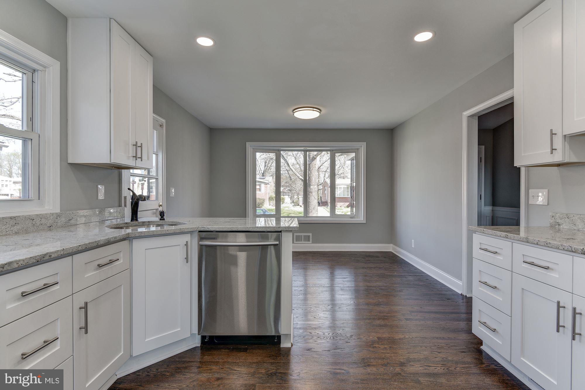 3307 Kenjac Road Baltimore, MD 21244 - Photo 6 of 55