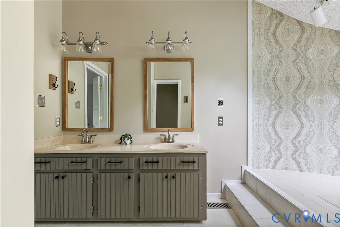 14307 Spring Gate Court Midlothian, VA 23112 - Photo 32 of 53