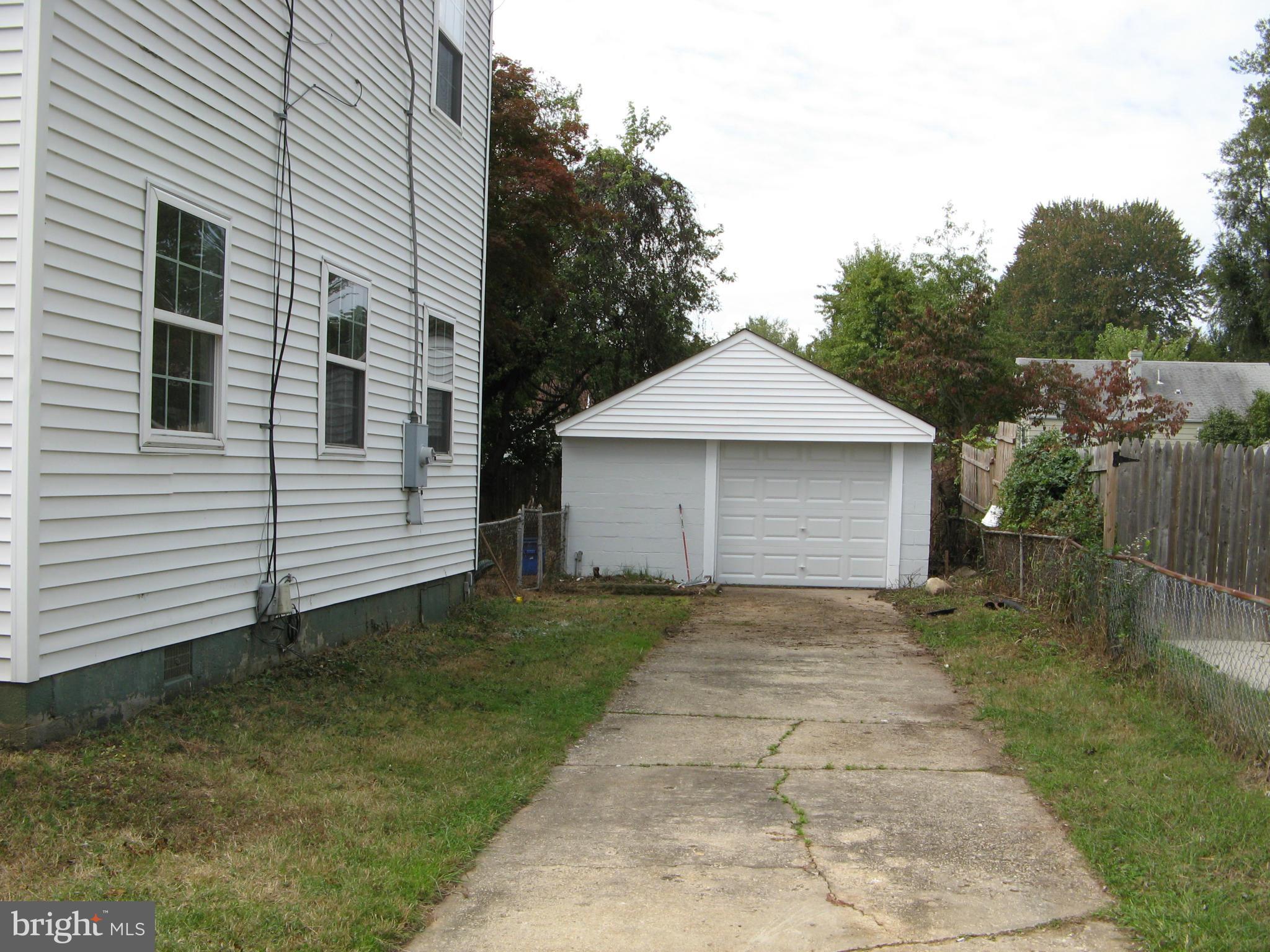 6929 Barrett Road Falls Church, VA 22042 - Photo 3 of 21 Exterior (General)