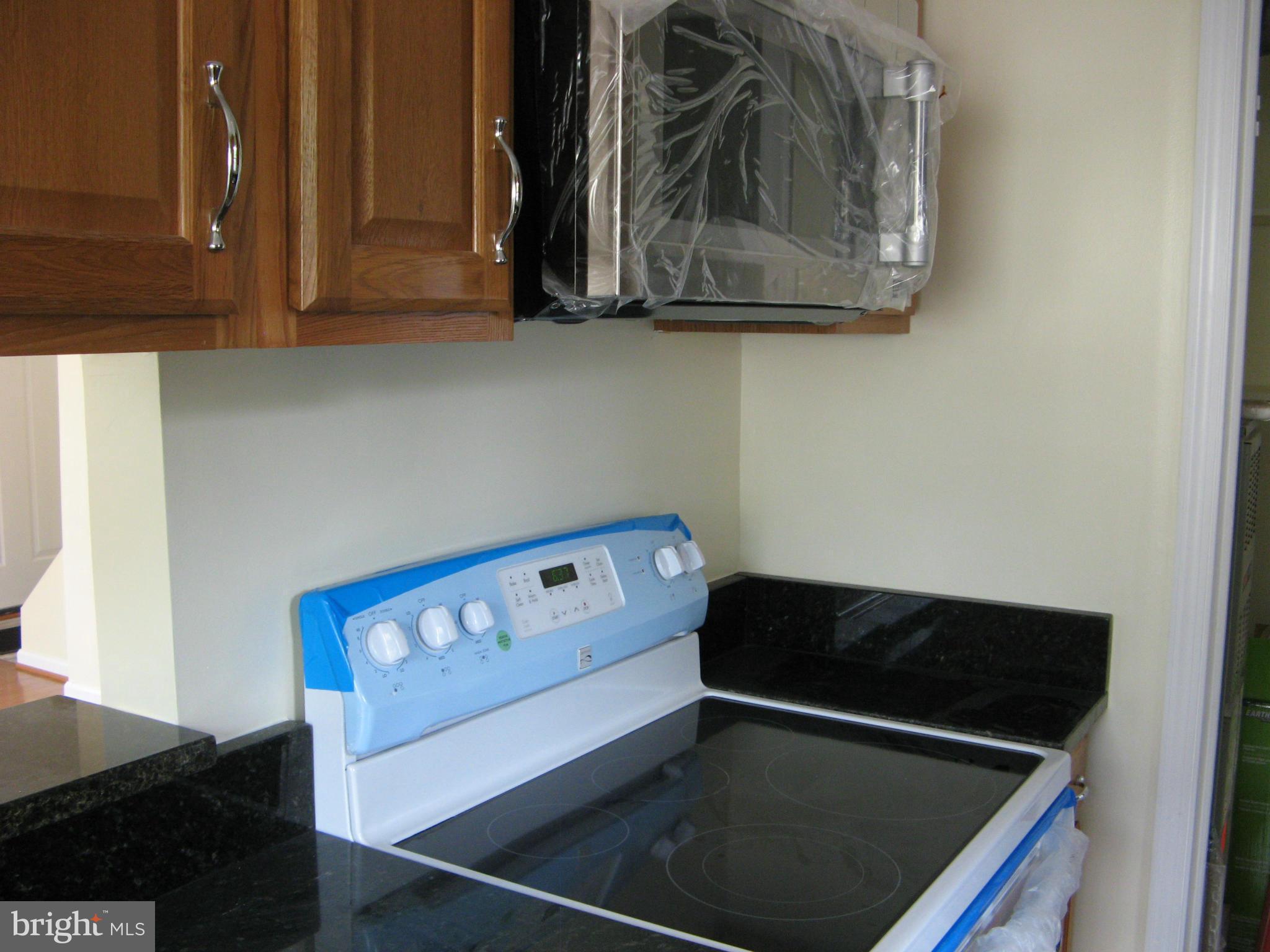 6929 Barrett Road Falls Church, VA 22042 - Photo 8 of 21 Kitchen