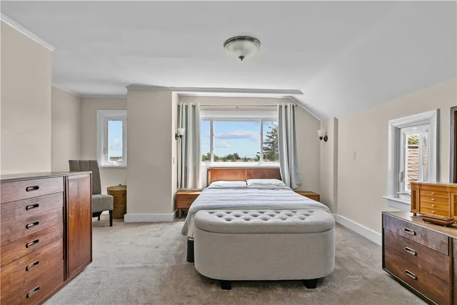 $3,900 | 20 Borden Farm Road, Portsmouth, RI 02871