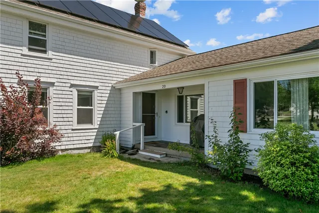 $3,900 | 20 Borden Farm Road, Portsmouth, RI 02871