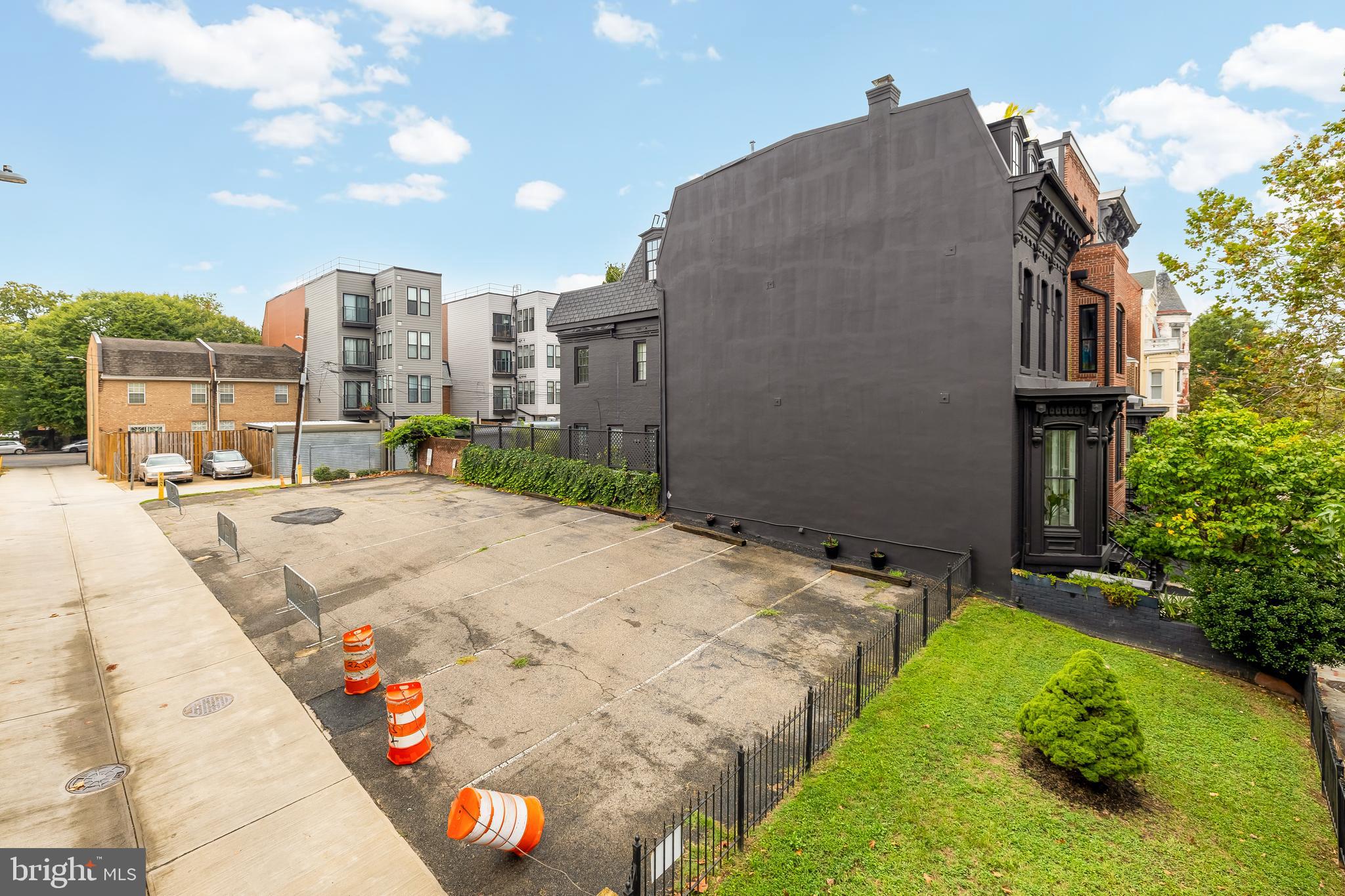 1314 10th Street Northwest Washington, DC 20001 - Photo 4 of 18 a view of swimming pool from a patio
