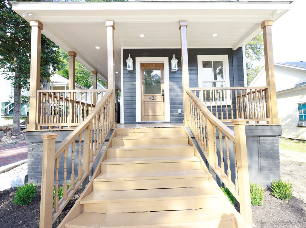 425 South Broadway Street McComb, MS 39648 - Photo 16 of 41 Photo 16