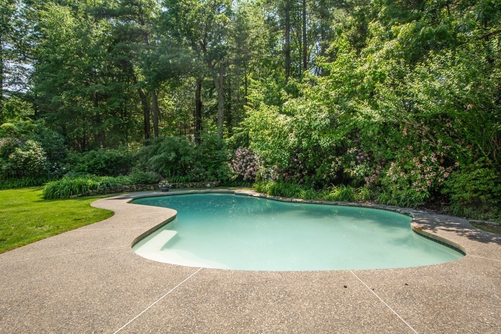 126 Newtown Road Acton, MA 01720 - Photo 34 of 42 Gallery Image 34