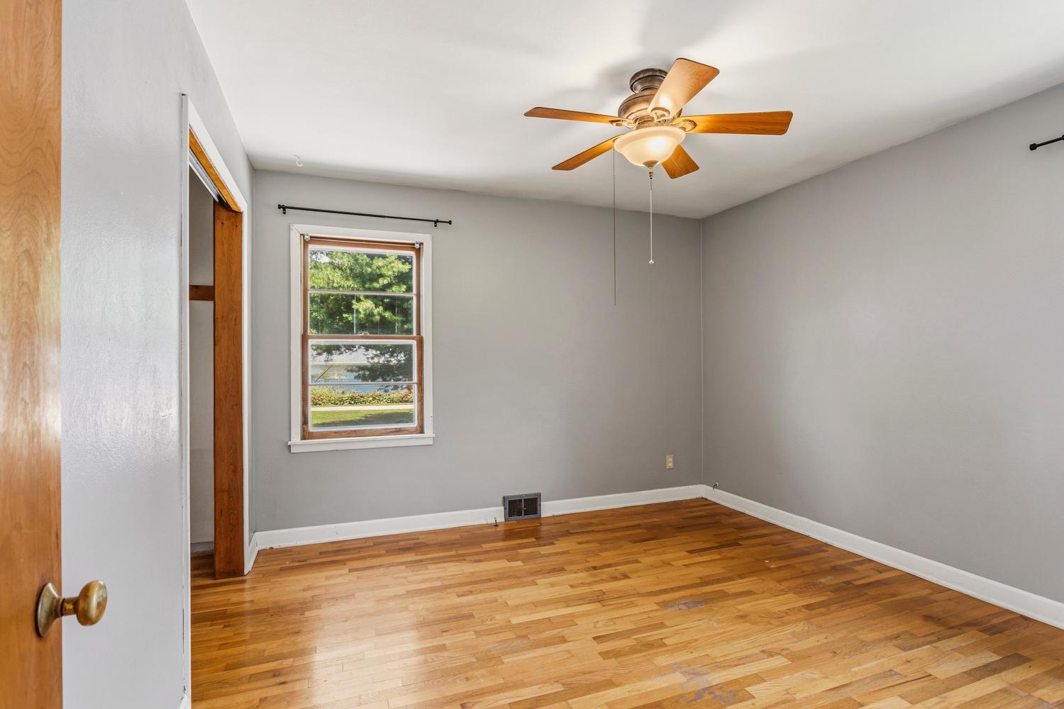 809 South Division Street Mahomet, IL 61853 - Photo 16 of 30