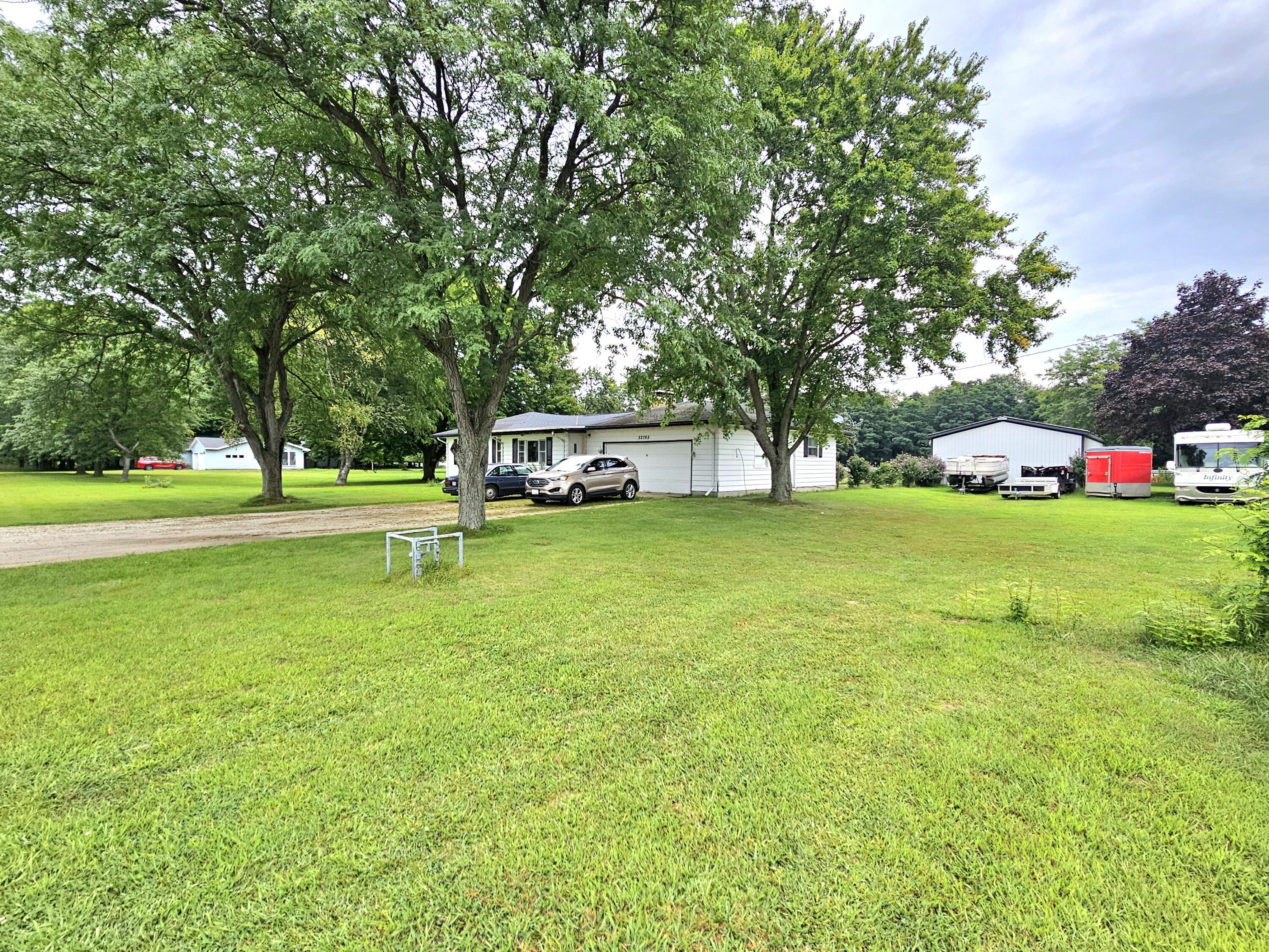 53765 Wilbur Road Three Rivers, MI 49093 - Photo 3 of 28 20240815_091934