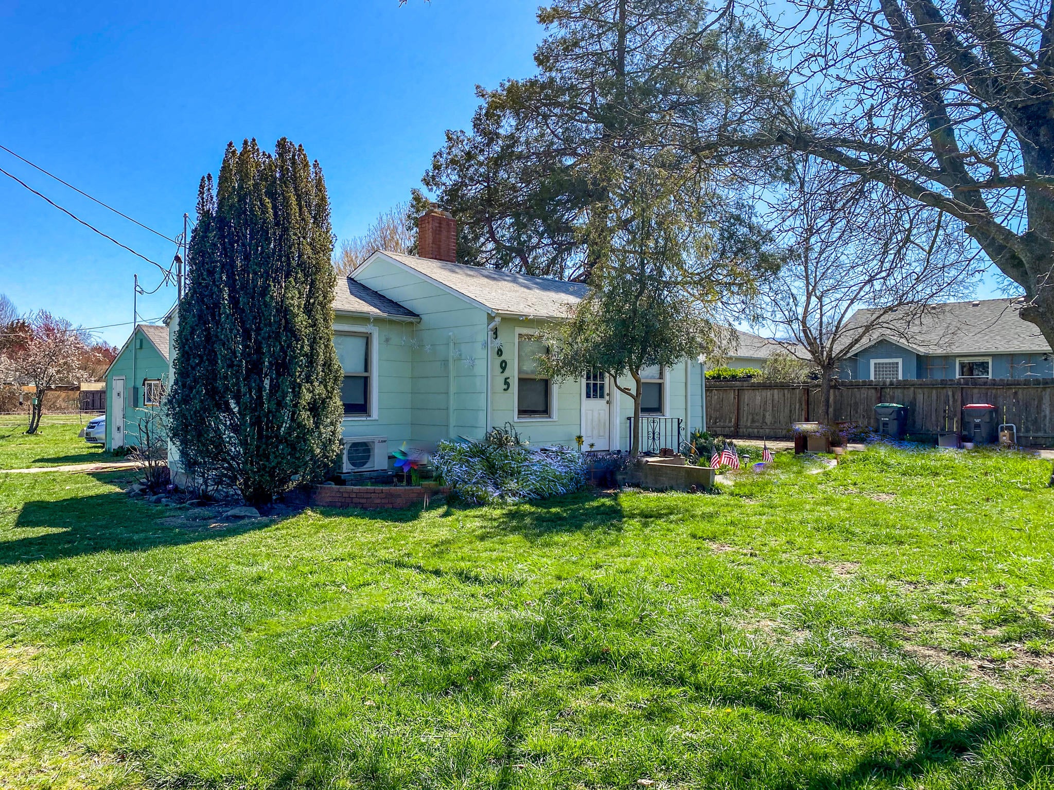 3895 Colver Road Phoenix, OR 97535 - Photo 1 of 19 main photo