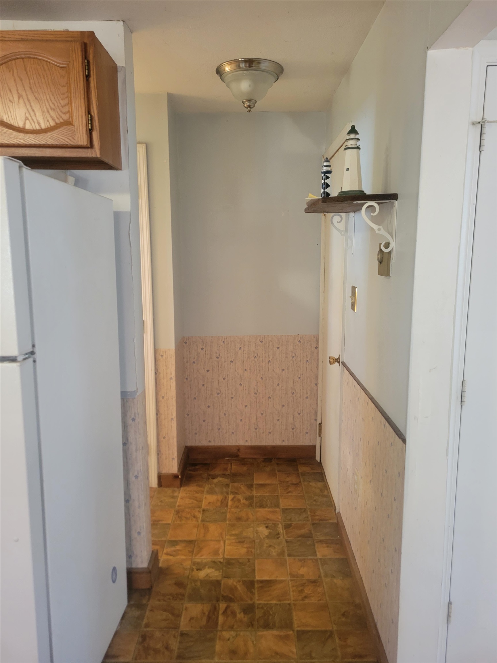4 A Glen Ridge Road, Unit A/ LEFT SIDE Raymond, NH 03077 - Photo 3 of 20 Gallery Image 3