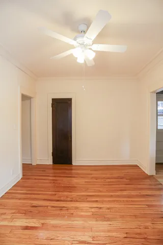 $1,800 | 1209 West Waveland Avenue, Unit 2, Chicago, IL 60613