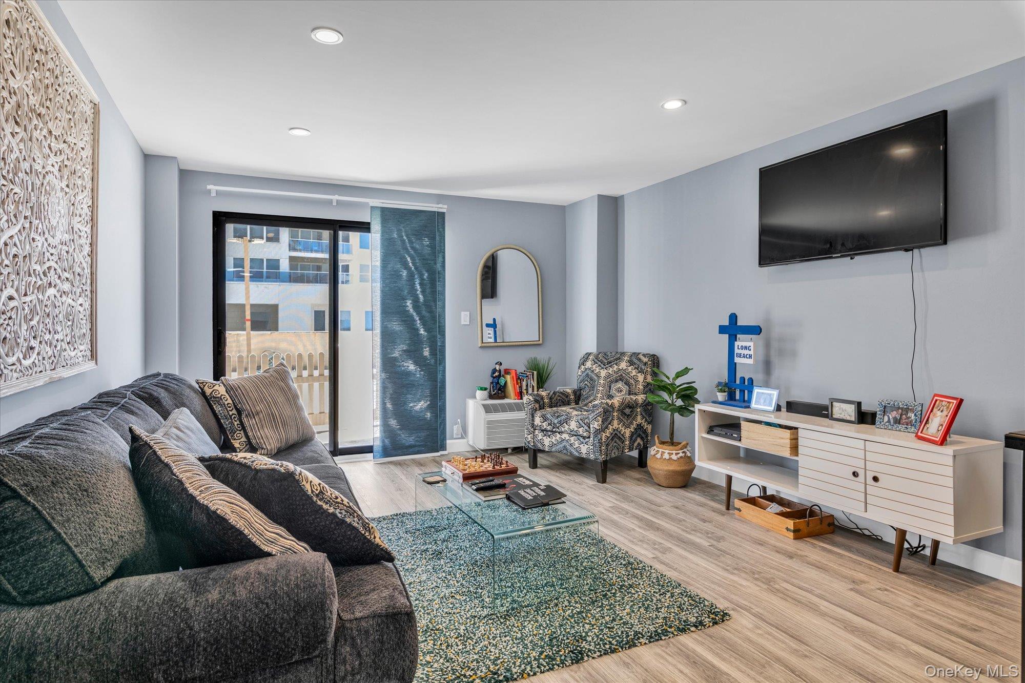 360 Shore Road, Unit 2C Long Beach, NY 11561 - Photo 2 of 23