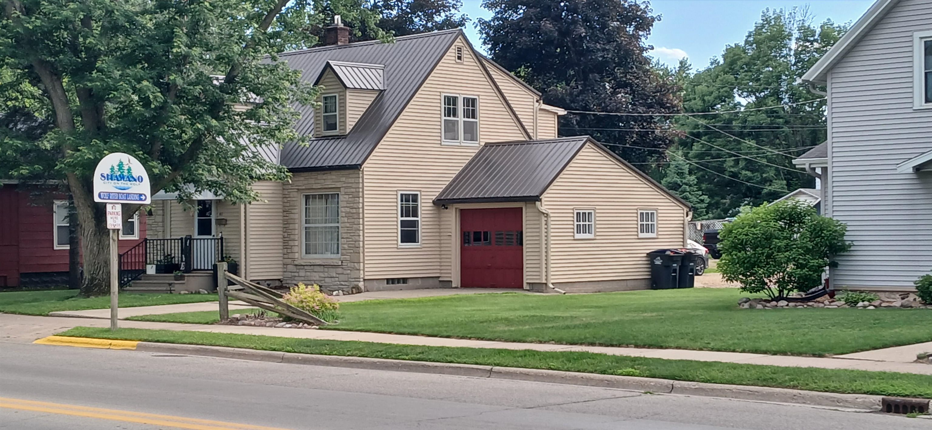 817 South Main Street Shawano, WI 54166 - Photo 1 of 15