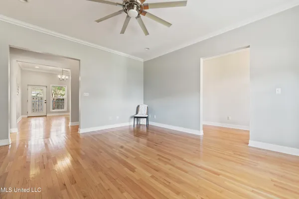 $695,000 | 1006 Beach Boulevard, Biloxi, MS 39530