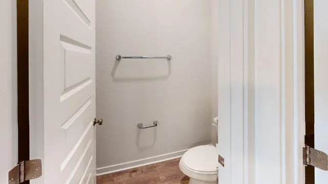 $1,795 | 201 Firefox Way, Jarrell, TX 76537