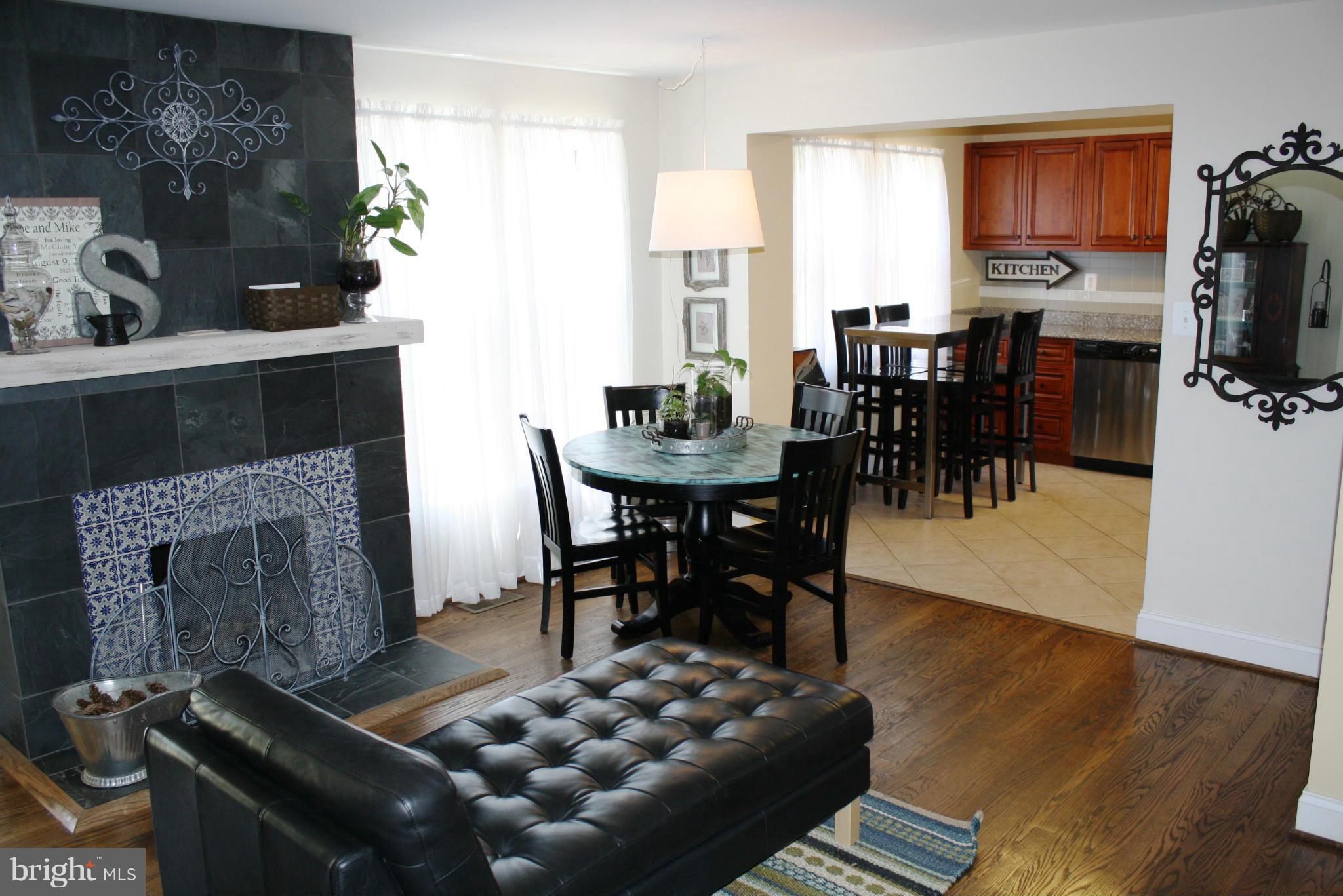 8025 Ridgely Oak Road Baltimore, MD 21234 - Photo 11 of 30 Dining Room