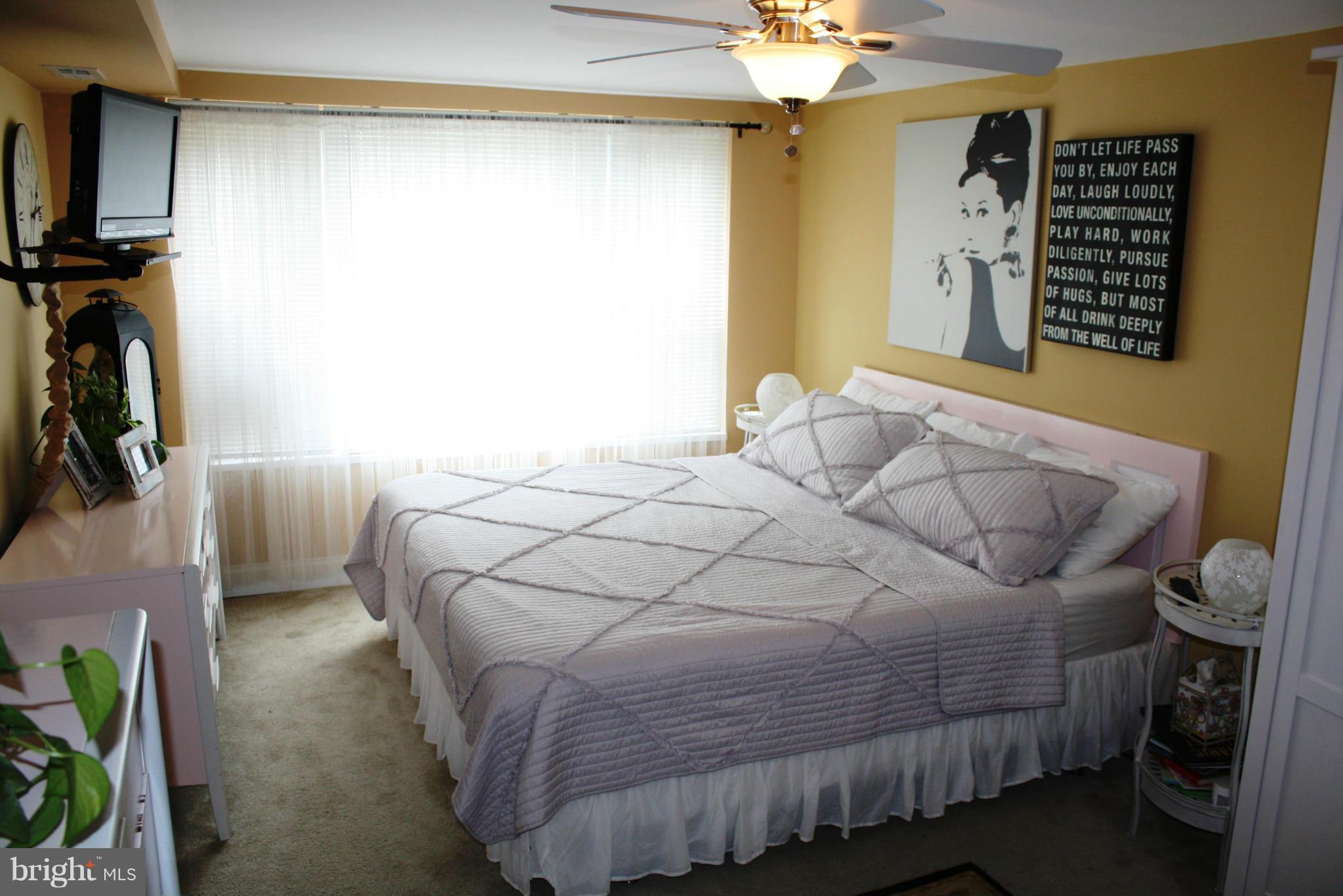 8025 Ridgely Oak Road Baltimore, MD 21234 - Photo 20 of 30 Bedroom (Master)