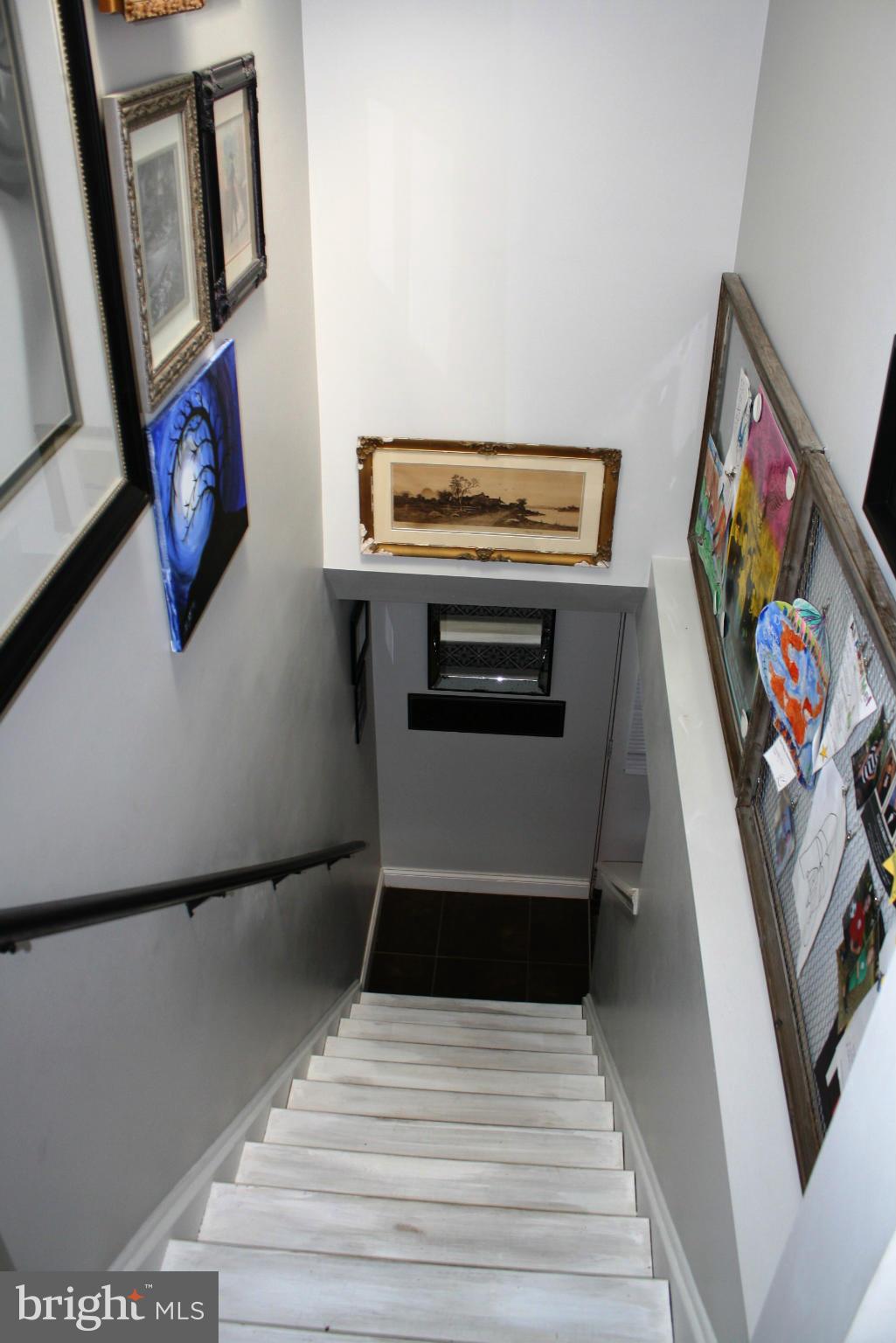 8025 Ridgely Oak Road Baltimore, MD 21234 - Photo 29 of 30 Interior (General)