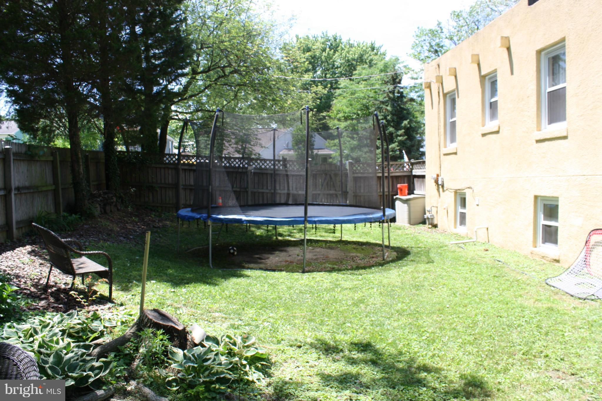 8025 Ridgely Oak Road Baltimore, MD 21234 - Photo 7 of 30 Exterior (Rear)