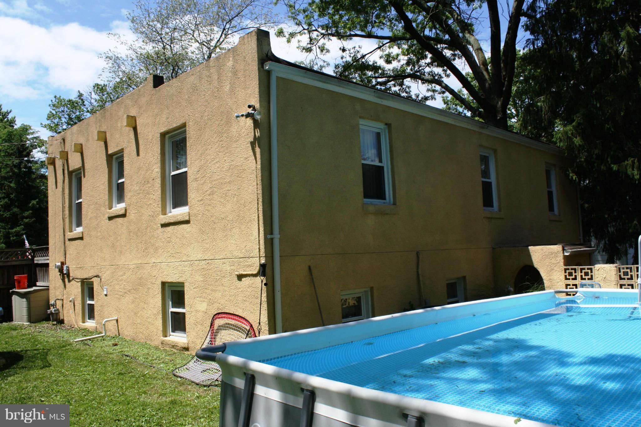 8025 Ridgely Oak Road Baltimore, MD 21234 - Photo 8 of 30 Exterior (Rear)