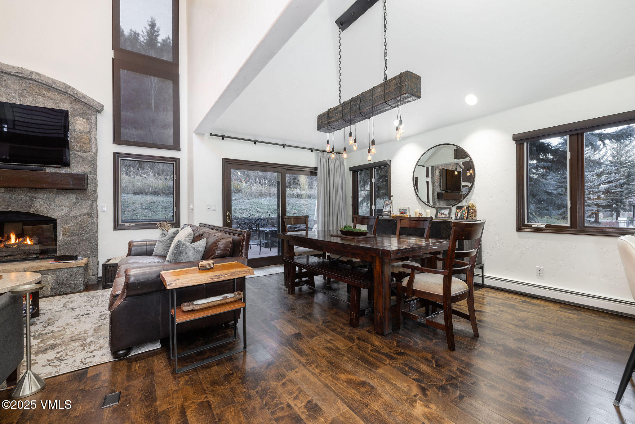 73 Dakota Park Edwards, CO 81632 - Photo 4 of 18 73_dakota_interior_dining_a