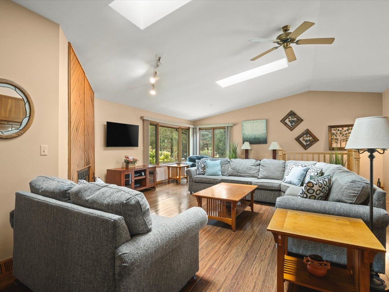 584 Sunnyfield Road Belvidere, IL 61008 - Photo 7 of 53 Gallery Image 7