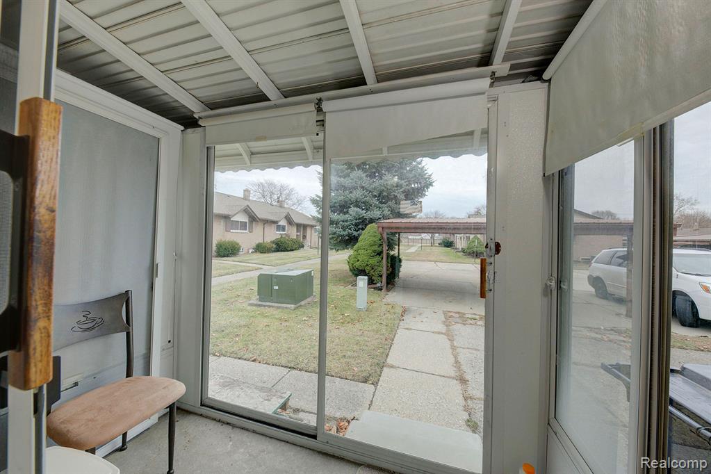 8401 18 18 Mile Road, Unit 167 Sterling Heights, MI 48313 - Photo 18 of 22