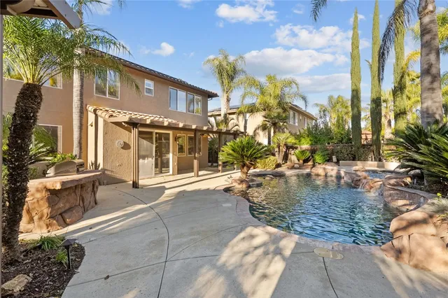 $855,000 | 42352 Wildwood Lane, Murrieta, CA 92562