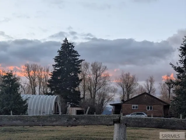 $850,000 | 3235 South 5000 West, Driggs, ID 83422