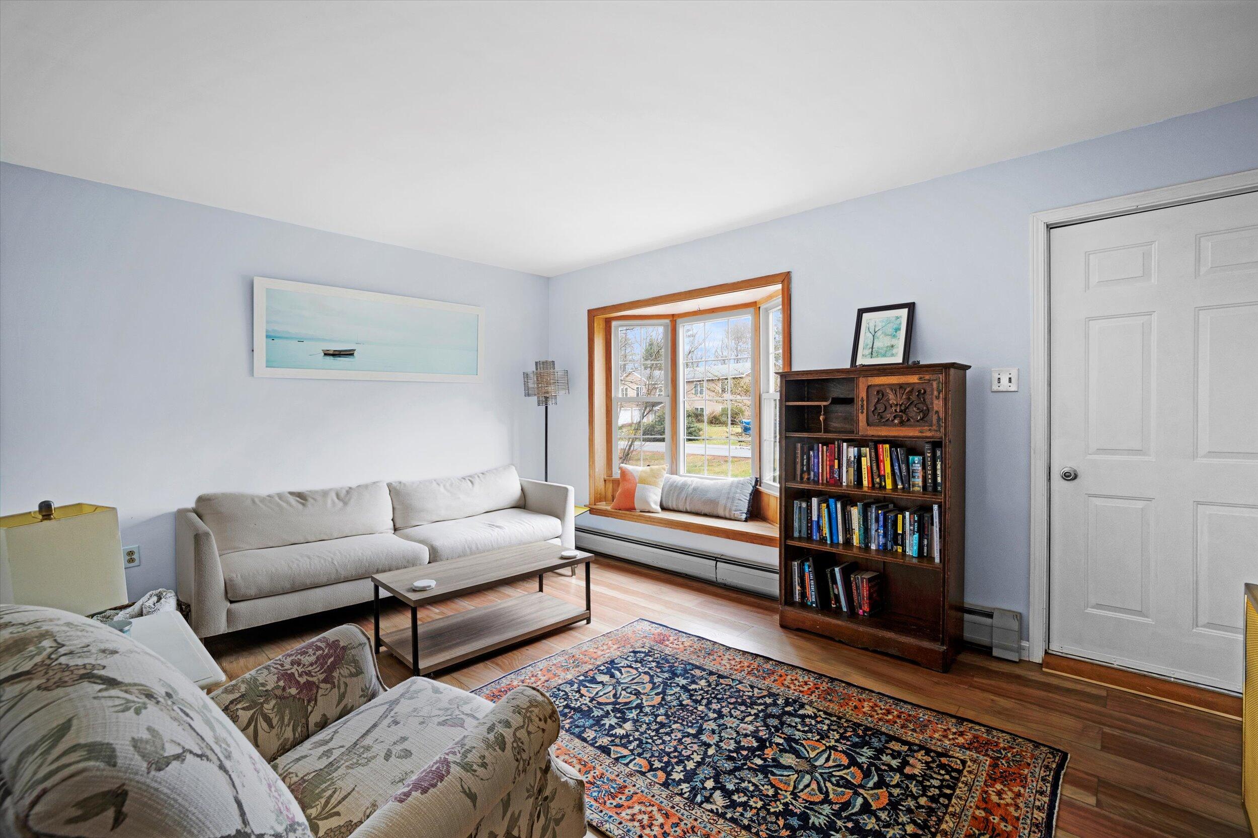 13 Dean Road York, ME 03909 - Photo 7 of 25 Living Room