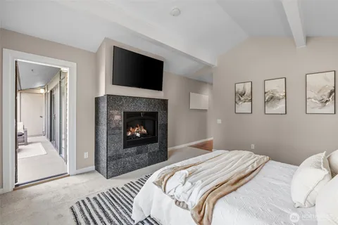 $1,150,000 | 17434 Northeast 40th Place, Unit C5, Redmond, WA 98052