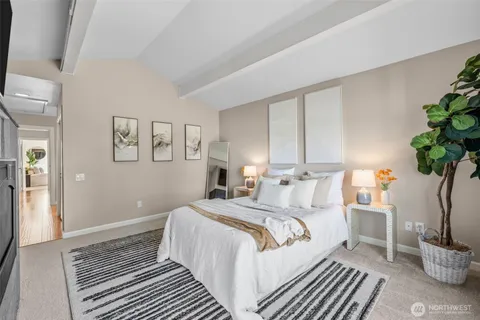 $1,150,000 | 17434 Northeast 40th Place, Unit C5, Redmond, WA 98052