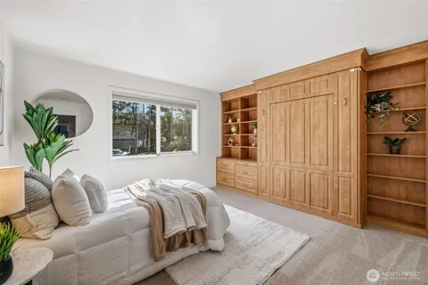 $1,150,000 | 17434 Northeast 40th Place, Unit C5, Redmond, WA 98052