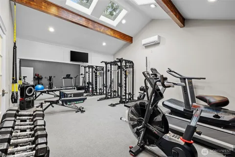 $1,145,000 | 17434 Northeast 40th Place, Unit C5, Redmond, WA 98052