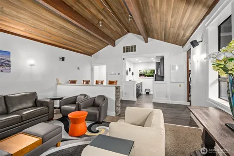 $1,150,000 | 17434 Northeast 40th Place, Unit C5, Redmond, WA 98052