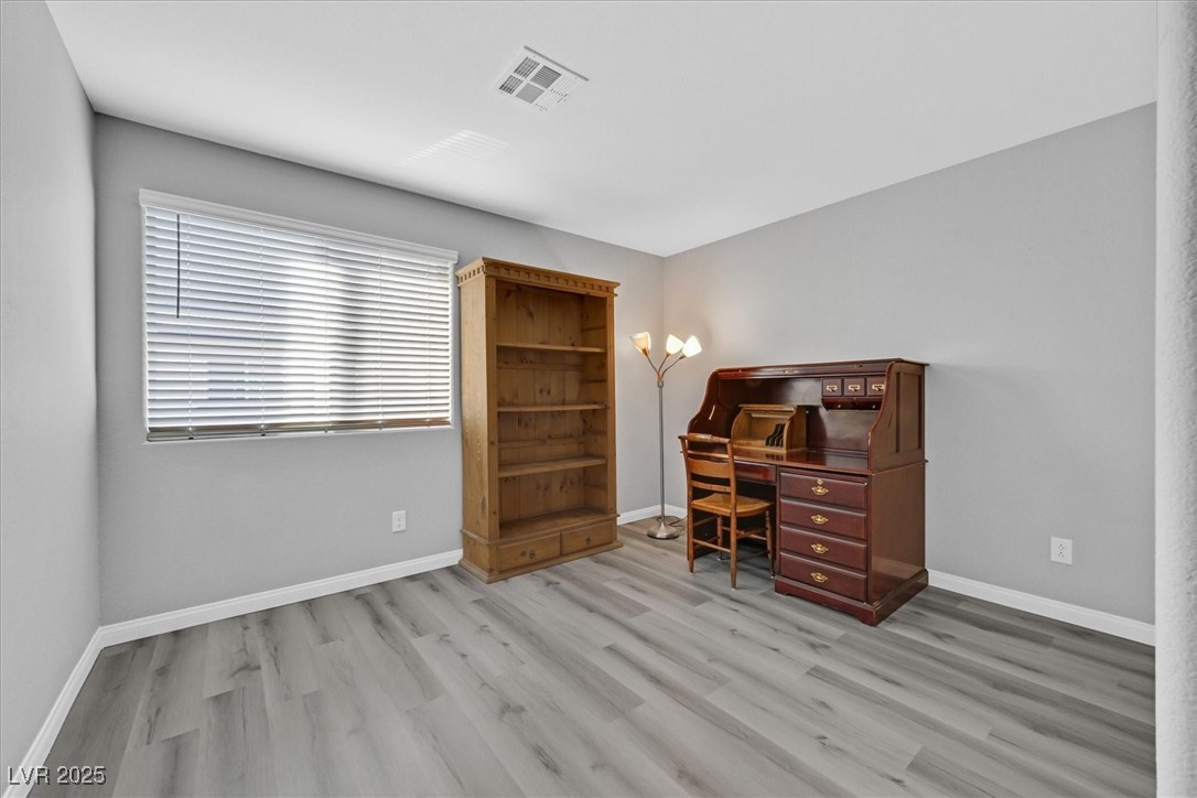 12264 Radiant Sunrise Road, Unit 3 Las Vegas, NV 89183 - Photo 16 of 35