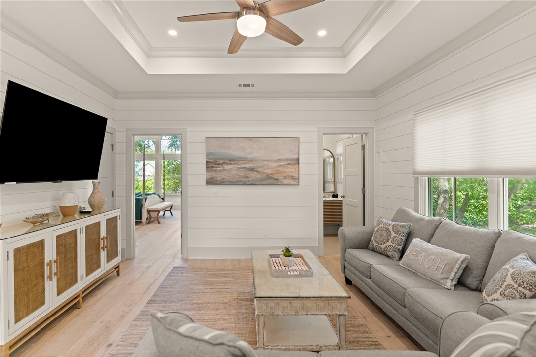 1017 Ocean View Avenue St. Simons Island, GA 31522 - Photo 23 of 59 Upstairs TV Room with sofa sleeper and full bath