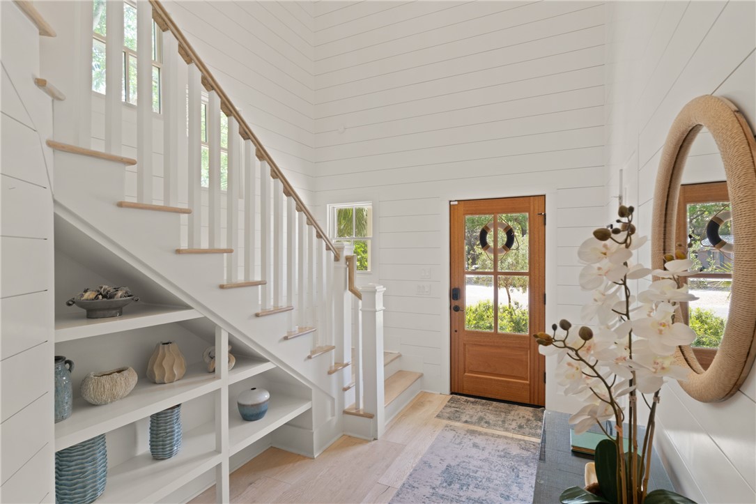 1017 Ocean View Avenue St. Simons Island, GA 31522 - Photo 5 of 59