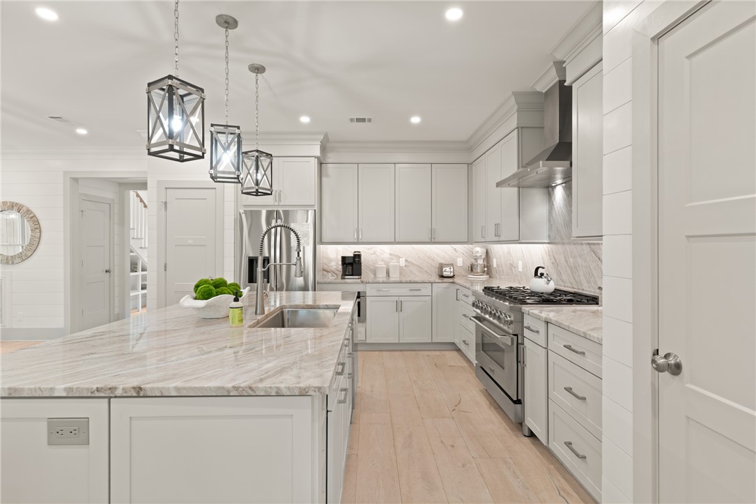 1017 Ocean View Avenue St. Simons Island, GA 31522 - Photo 9 of 59