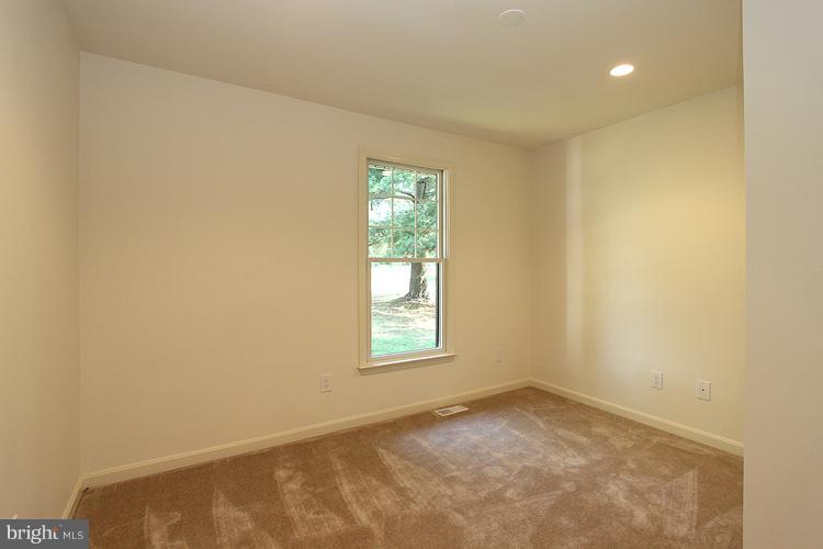 7800 Brink Road Gaithersburg, MD 20882 - Photo 8 of 25 Bedroom 3