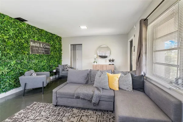 $3,495 | 755 Northwest 43rd Street, Miami, FL 33127